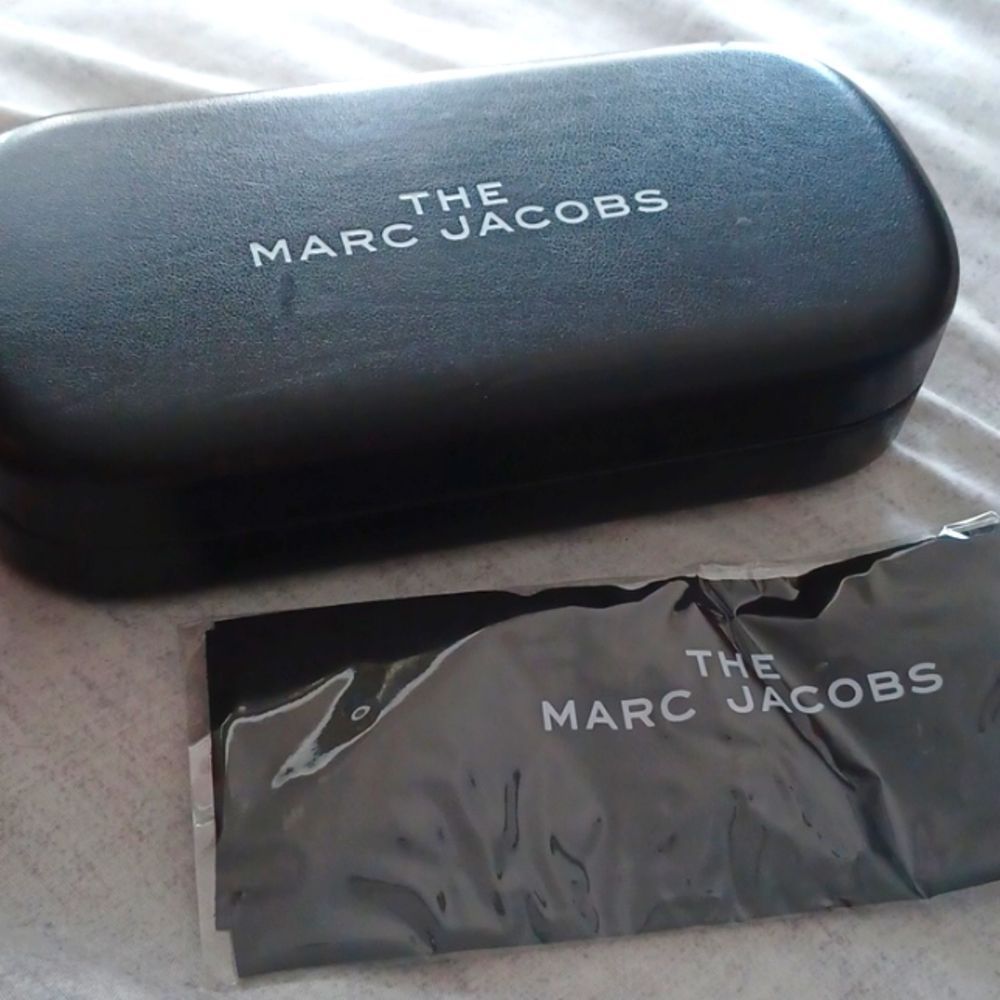 The Marc Jacobs Black Hard Case for glasses